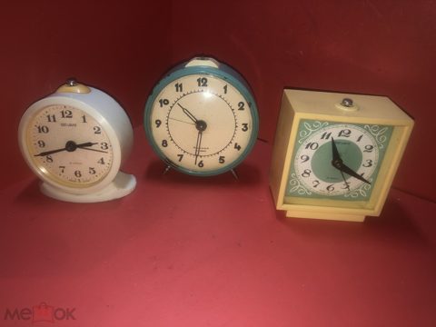 Будильники СССР. Янтарь, Севани — продан за 2 500 ₽