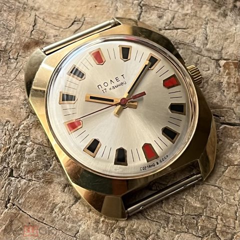 Часы ранние советские Полёт 2609Н, позолота, СССР, 1970е — продан за 26 836 ₽