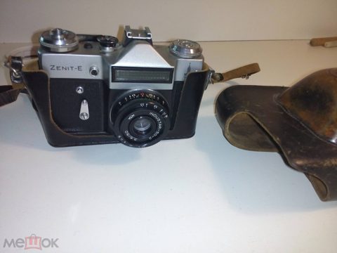 фотоаппарат пленочный зеркальный ссср-Зенит Е -олимпийский (с чехлом) -обьектив-Индустар-50 — продан за 3 000 ₽