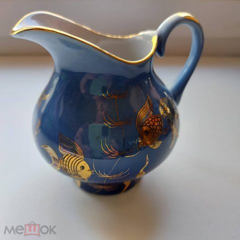 Молочник Золотая рыбка, Богданович. Кобальт, ручная роспись золотом. Редкость. — продан за 4 000 ₽