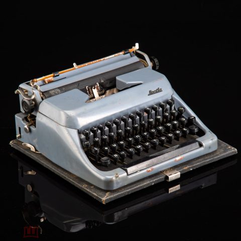 Машинка печатная "Москва модель №5" в оригинальном кофре, СССР, 1959-1965 гг. (арт. 69933) — продан за 11 000 ₽