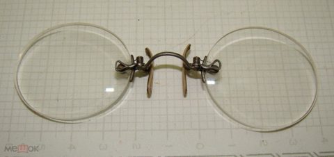 Пенсне старинное (N239) — продан за 10 580 ₽