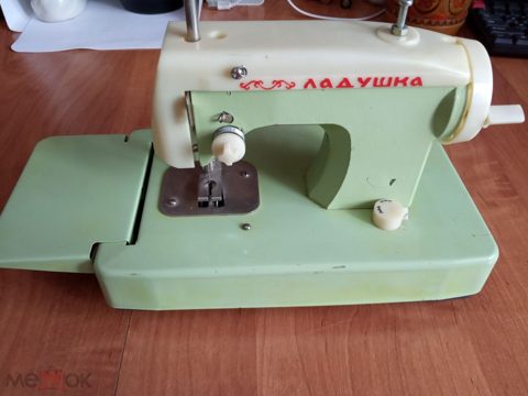 Швейная машинка