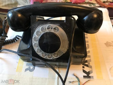 Телефон дисковый настольный. СССР. 1950-й год Телефон — продан за 4 200 ₽