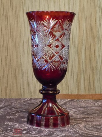 Ваза в виде кубка (Гусь - хрустальный)СССР 1950-1970гг. — продан за 7 800 ₽